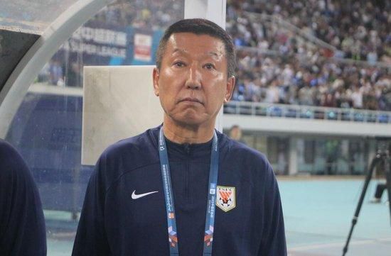 这些松饼是我女儿给我准备的惊喜，但是最后她却准备自己一个人吃光。