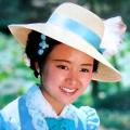 凯瑞·穆里根商谈加盟 2025-05-21 据外媒报道，凯瑞·穆里根正在商谈出演Netflix新版《纳尼亚传奇》（The Chronicles of Narnia），有望饰演影片年轻主角之一迪格雷的母亲。